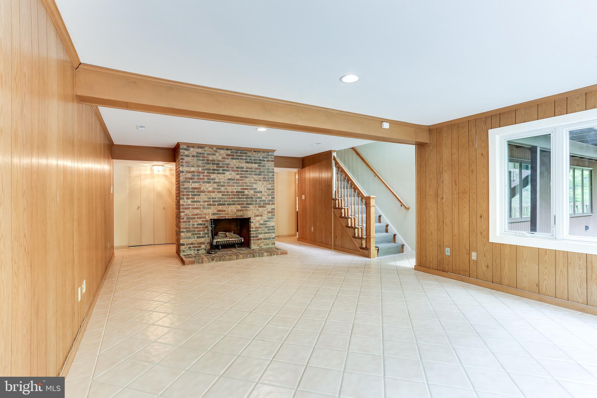 HOBBITS GLEN - Residential