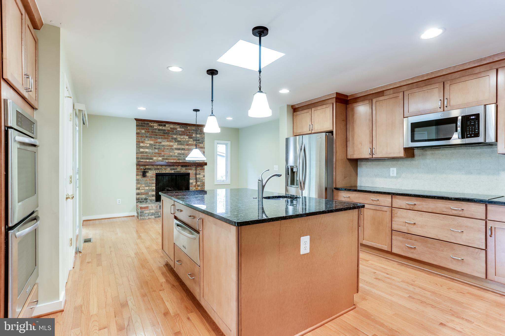 HOBBITS GLEN - Residential