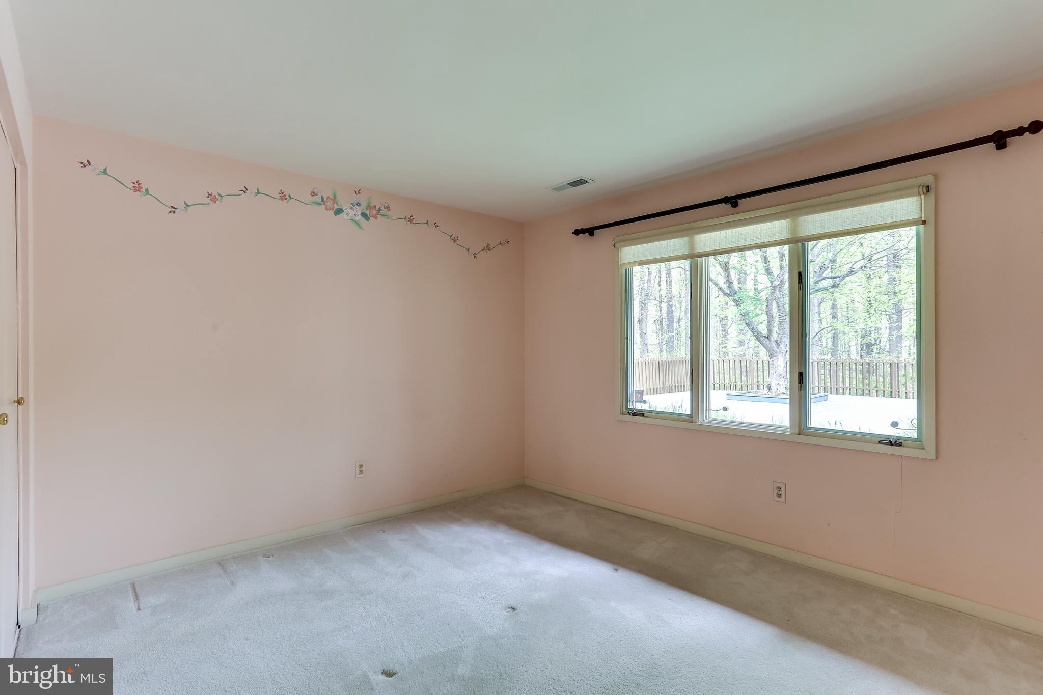 HOBBITS GLEN - Residential