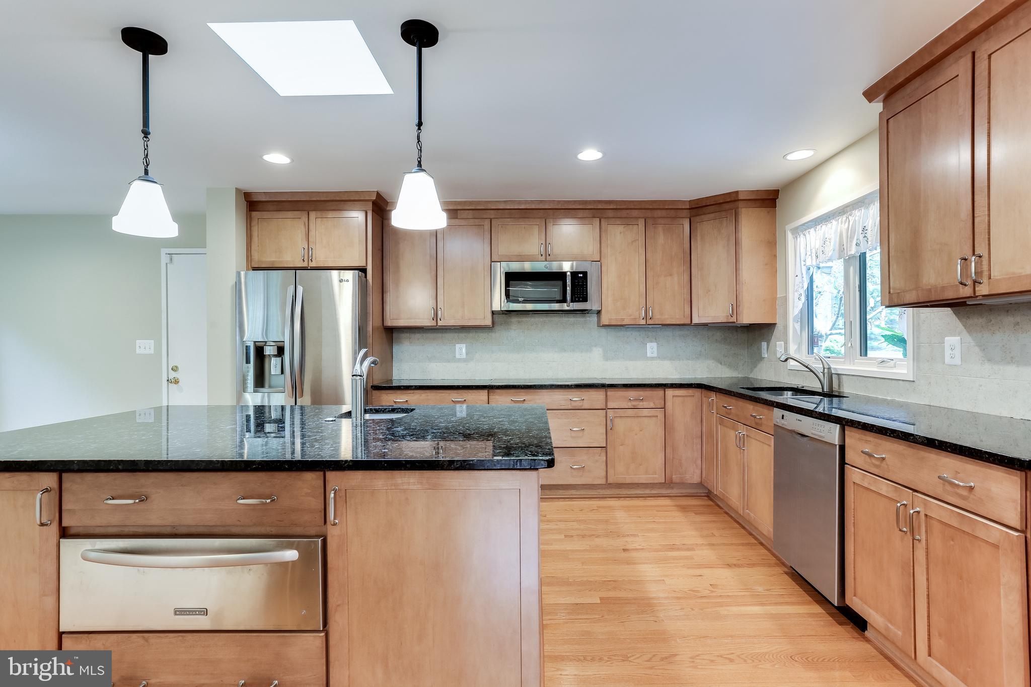 HOBBITS GLEN - Residential