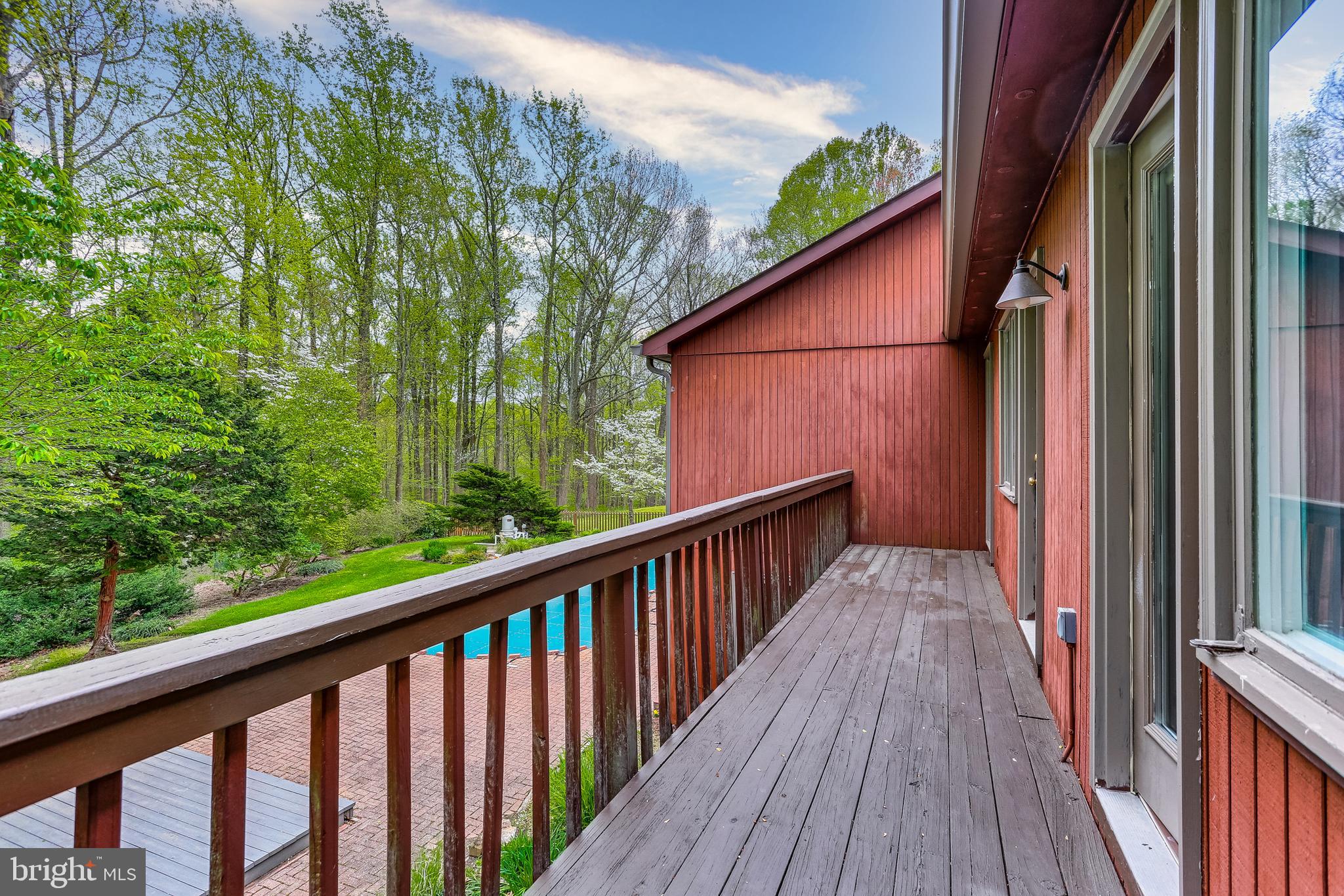 HOBBITS GLEN - Residential