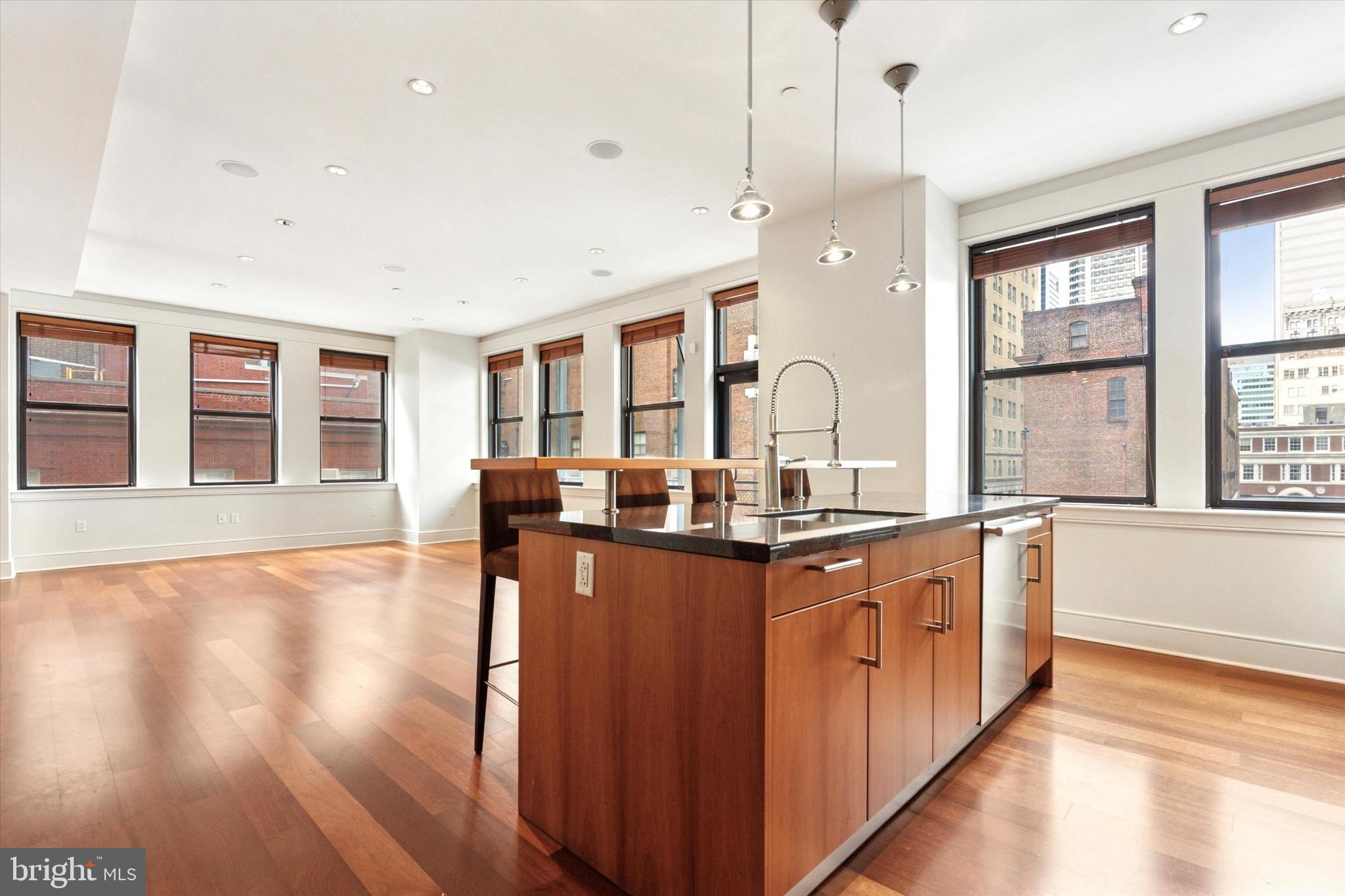 RITTENHOUSE SQUARE - Residential