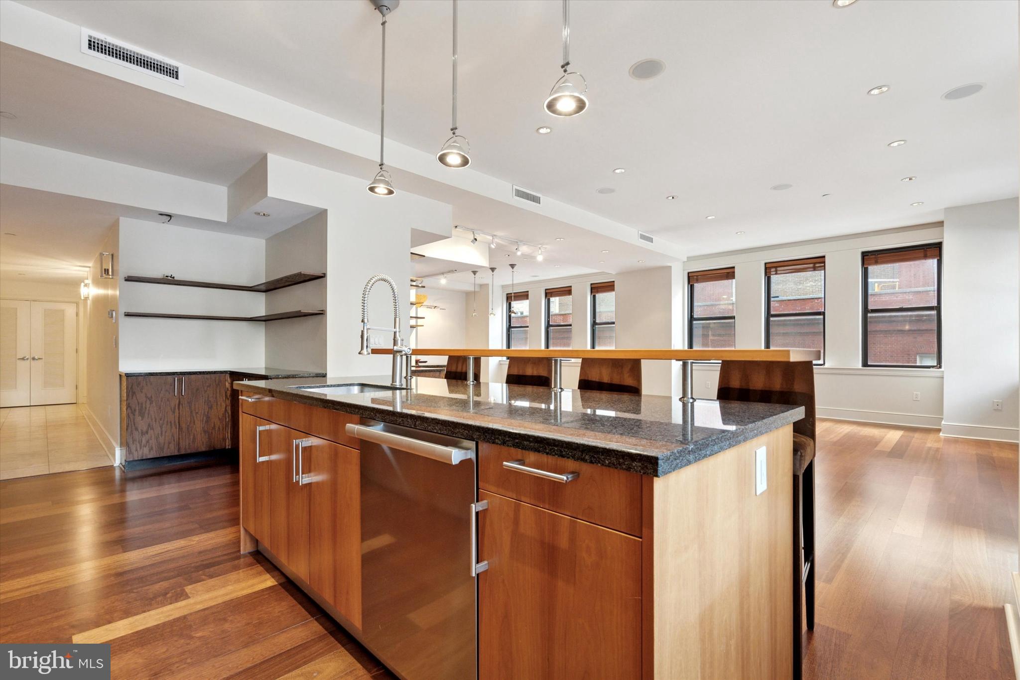 RITTENHOUSE SQUARE - Residential