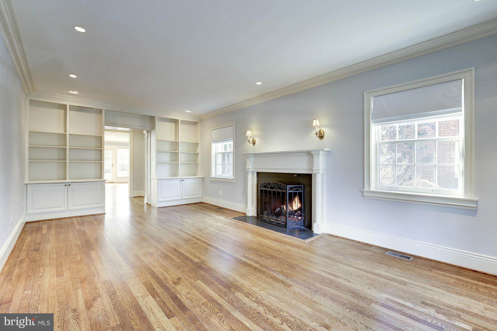 CHEVY CHASE - Residential