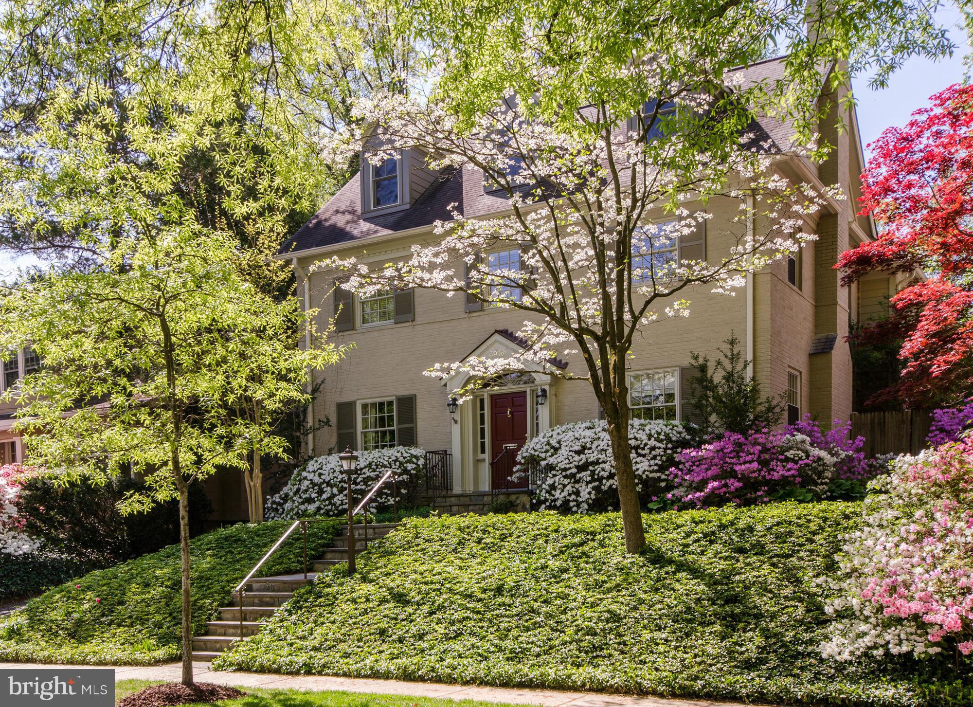 CHEVY CHASE - Residential