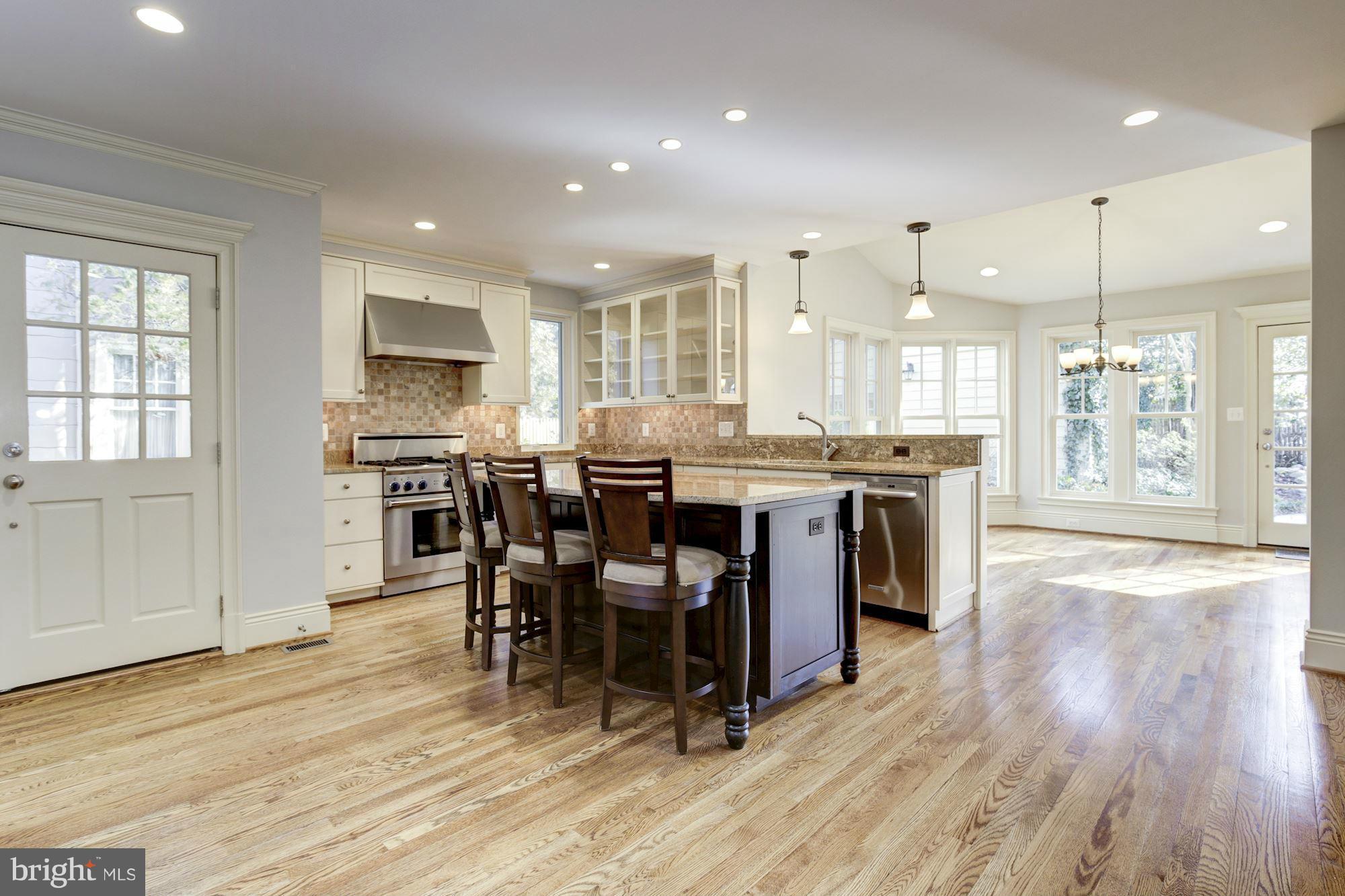 CHEVY CHASE - Residential