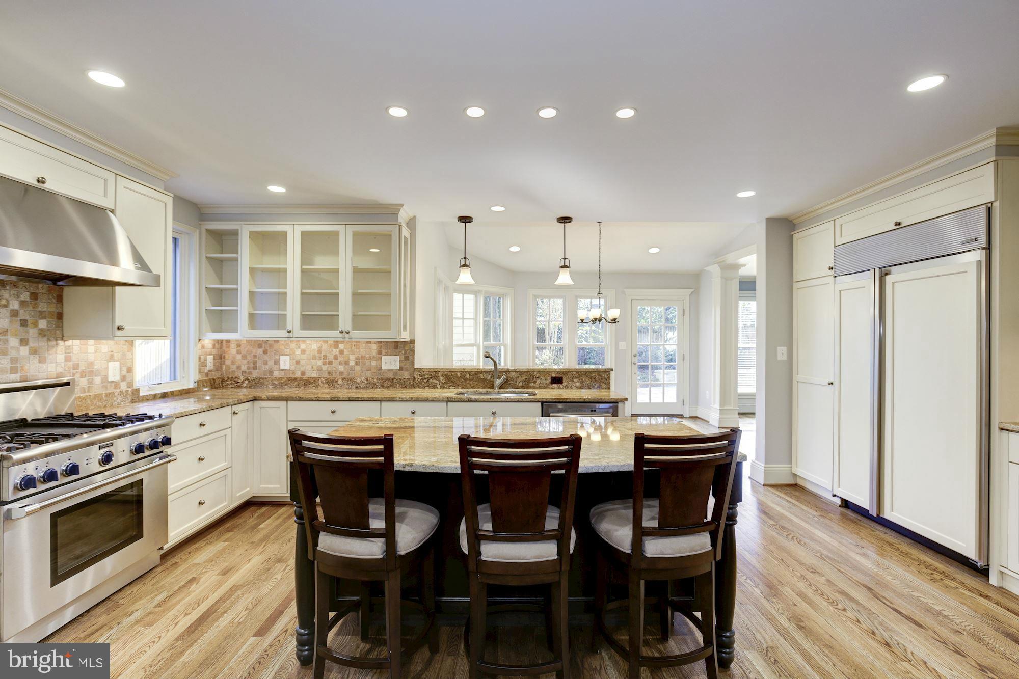 CHEVY CHASE - Residential