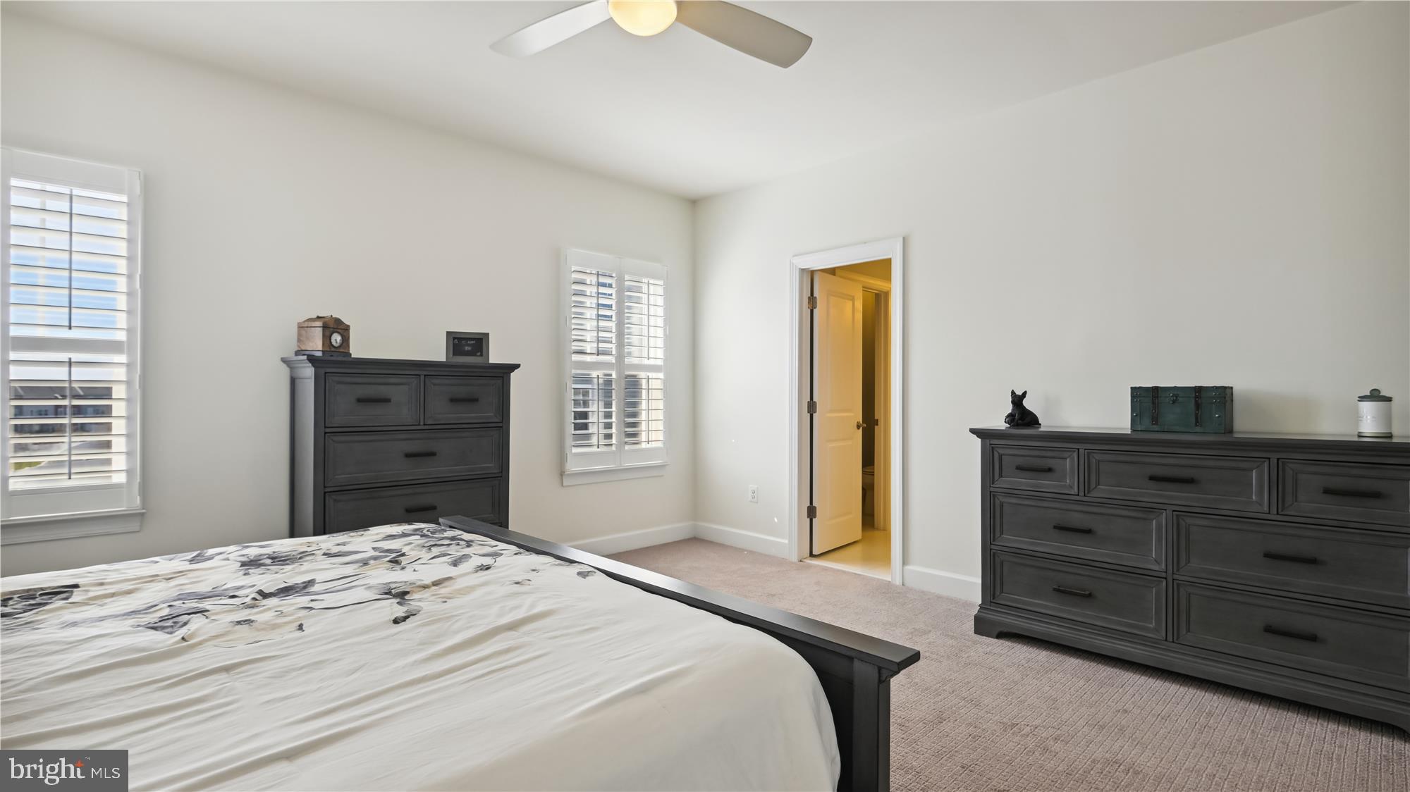 THE ESTATES AT BRADLEY SQUARE - Residential