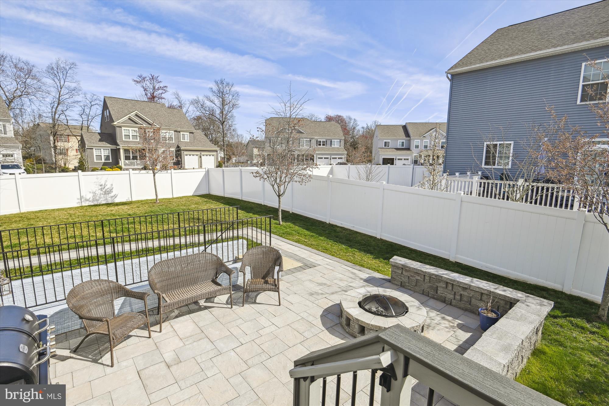 THE ESTATES AT BRADLEY SQUARE - Residential