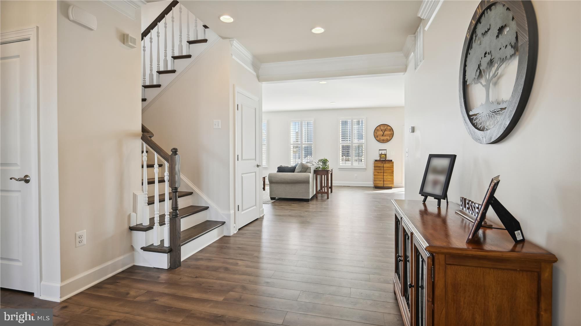 THE ESTATES AT BRADLEY SQUARE - Residential