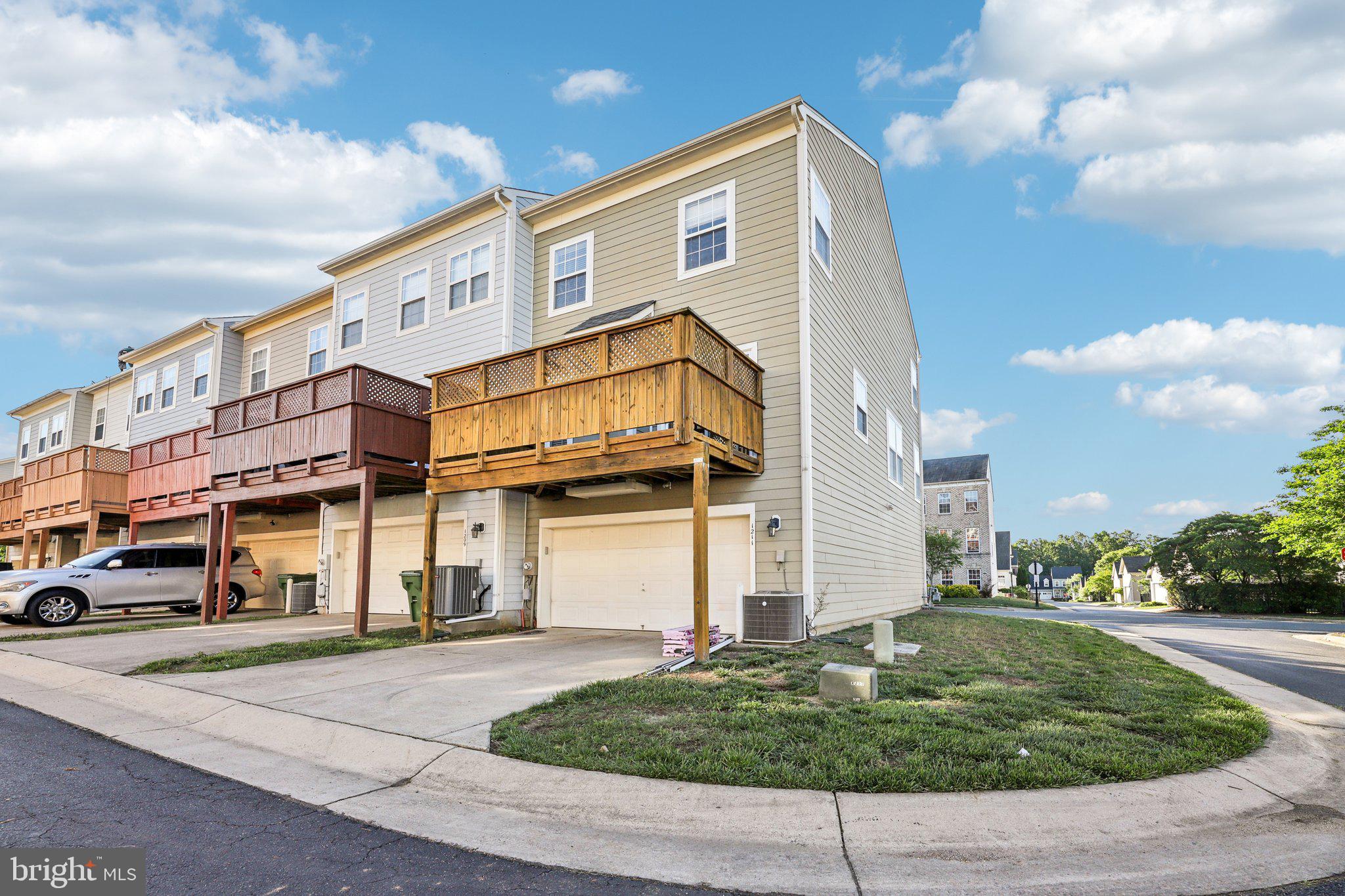 VILLAGE OF IDLEWILD - Residential