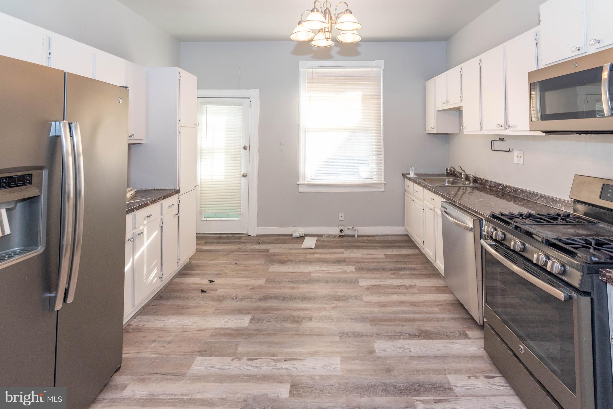 GREEKTOWN - Residential