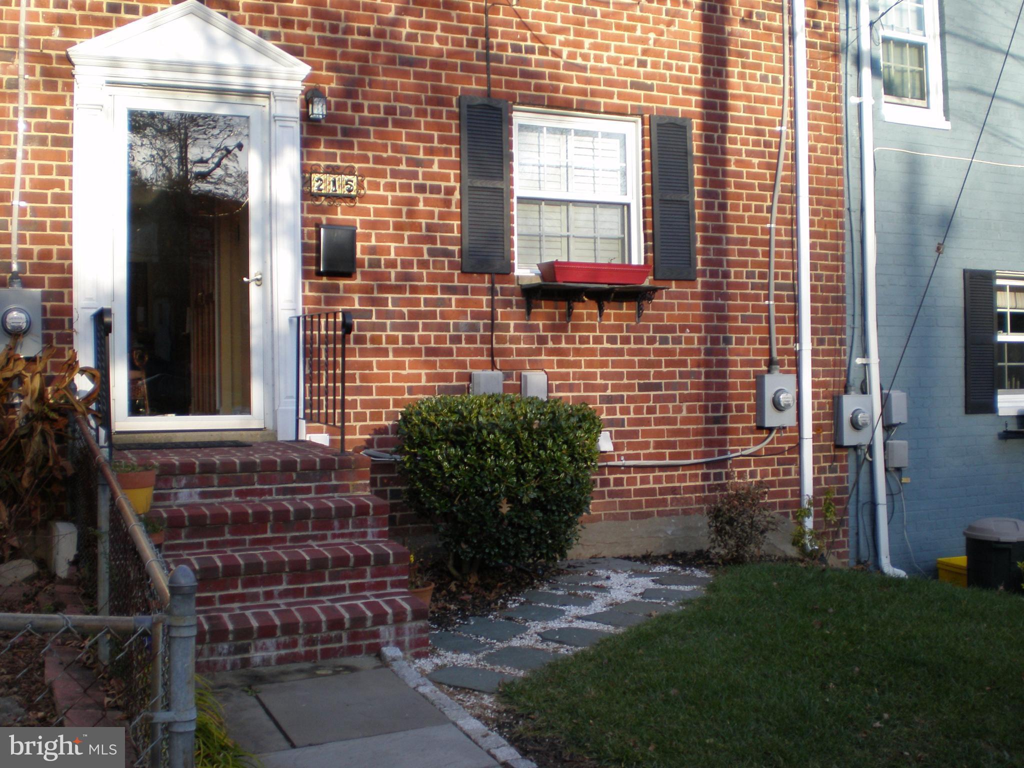 WARWICK VILLAGE - Residential Lease