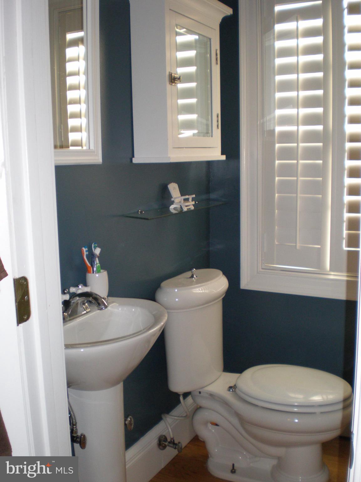 WARWICK VILLAGE - Residential Lease