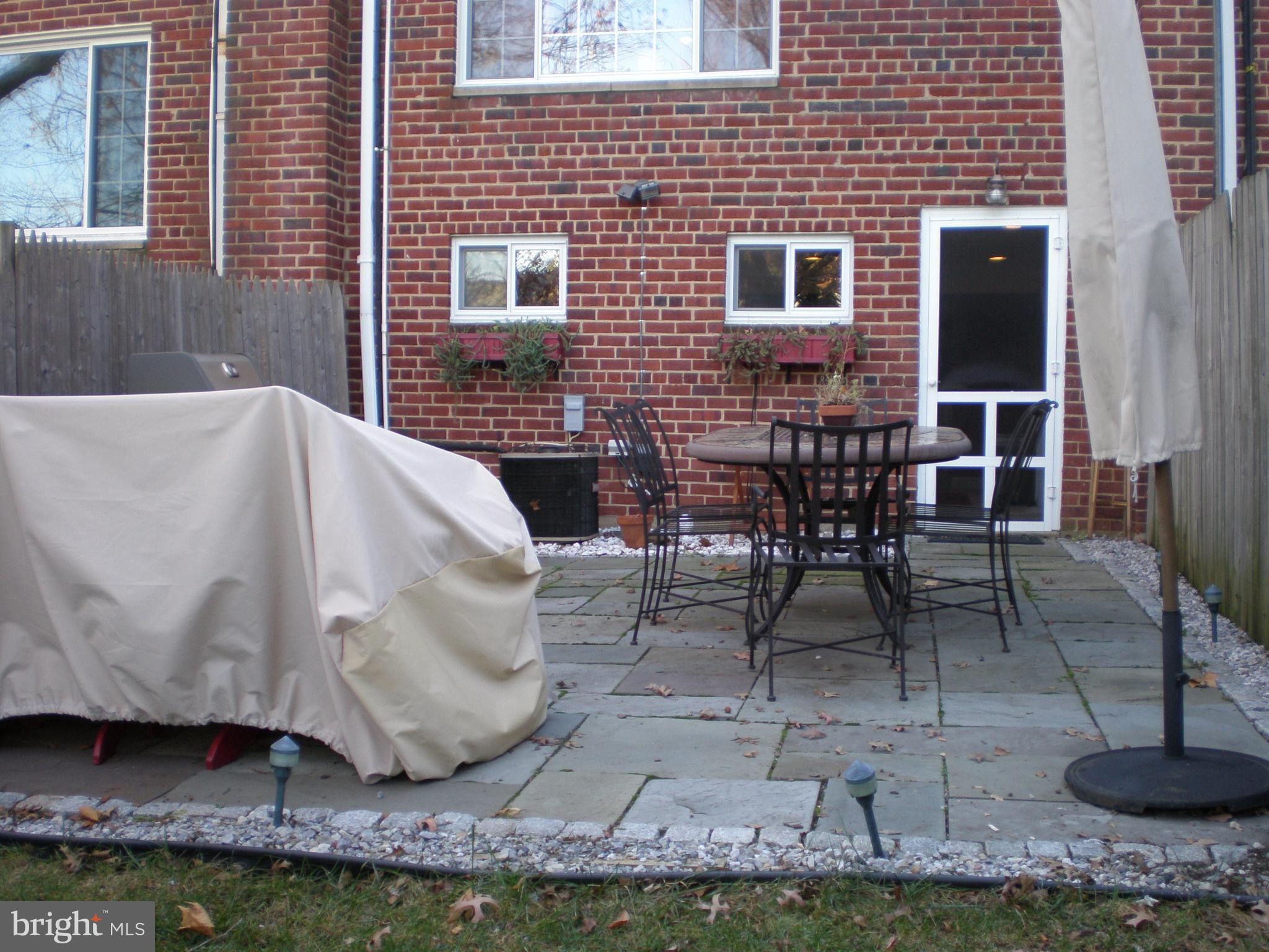 WARWICK VILLAGE - Residential Lease