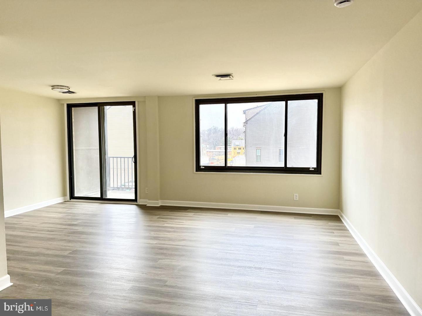 HYATTSVILLE - Residential Lease