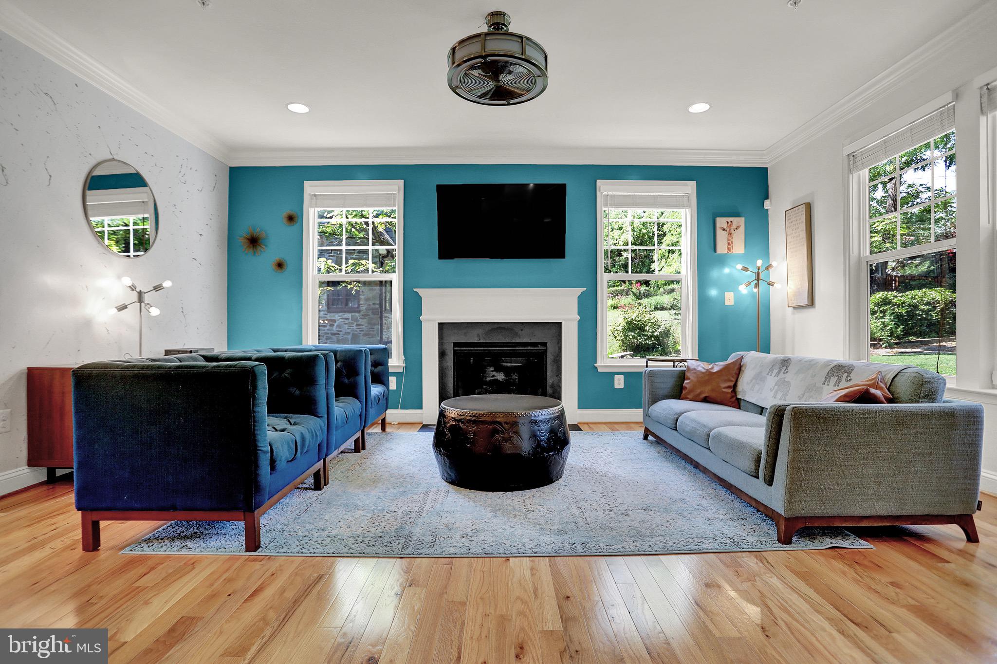 TOWSON ESTATES - Residential