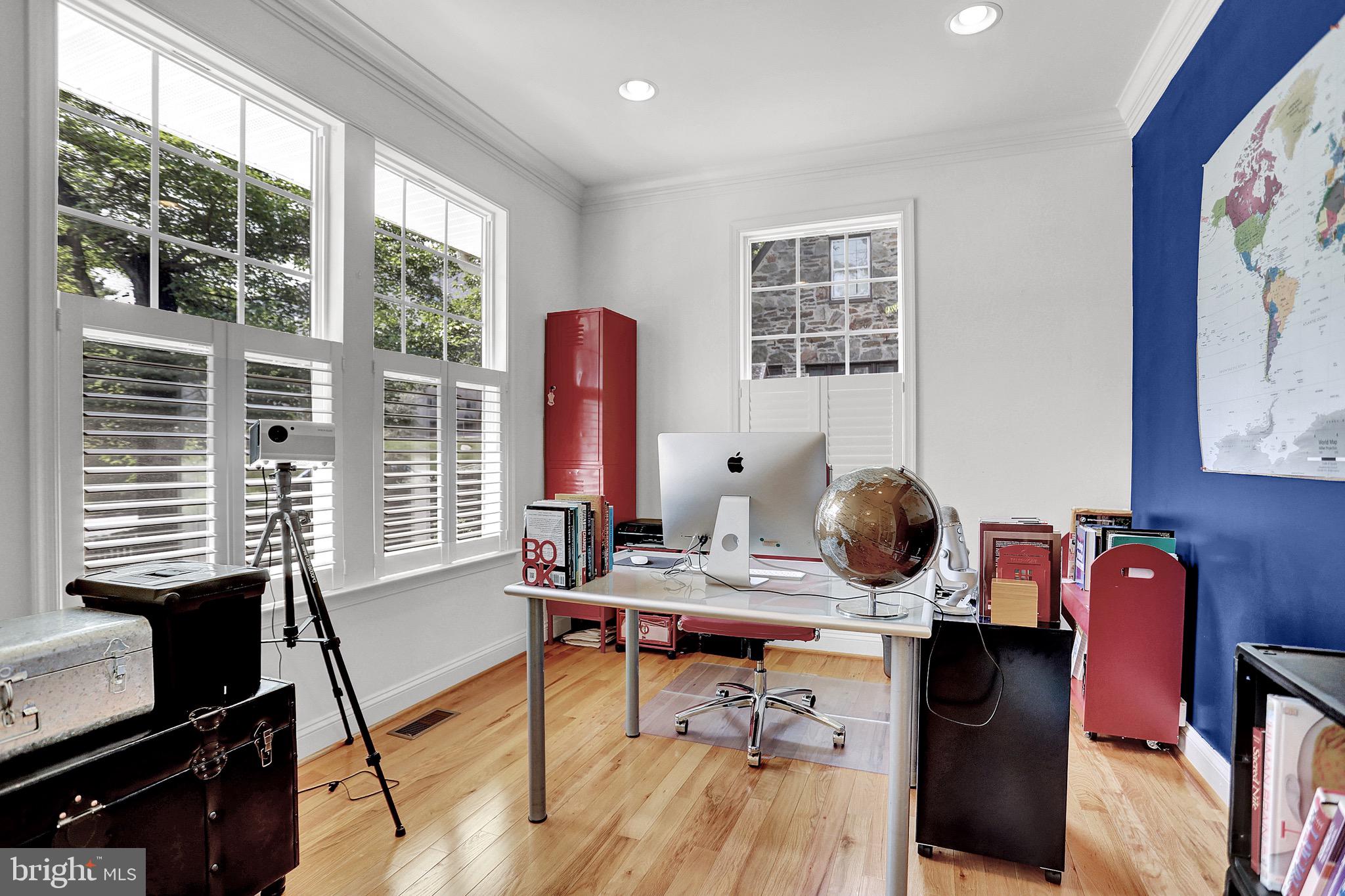 TOWSON ESTATES - Residential