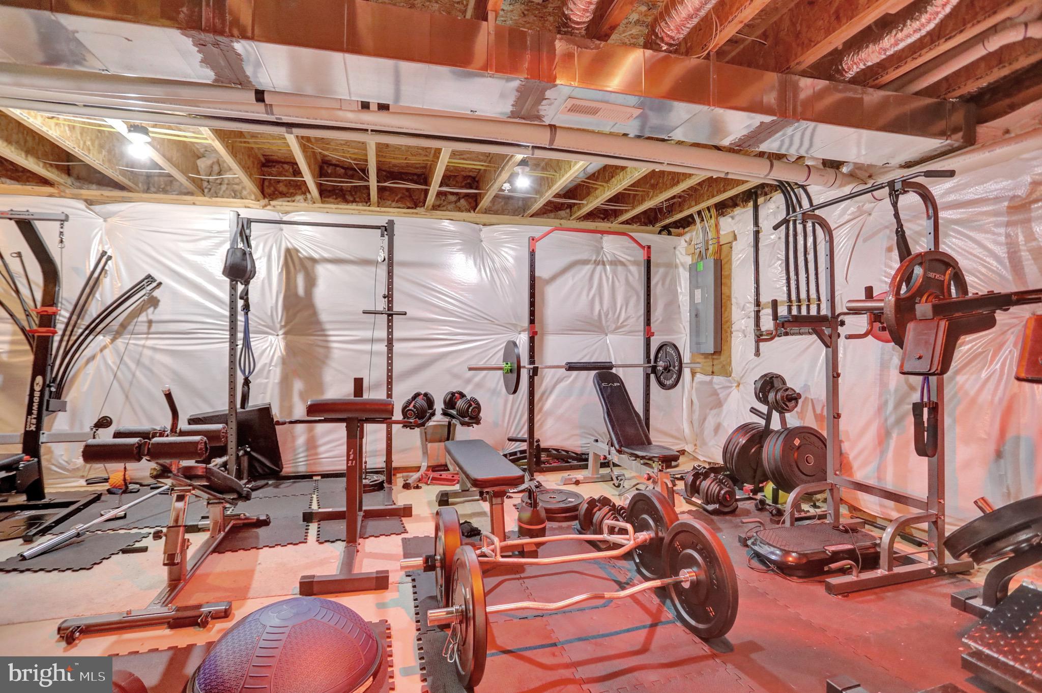 TOWSON ESTATES - Residential