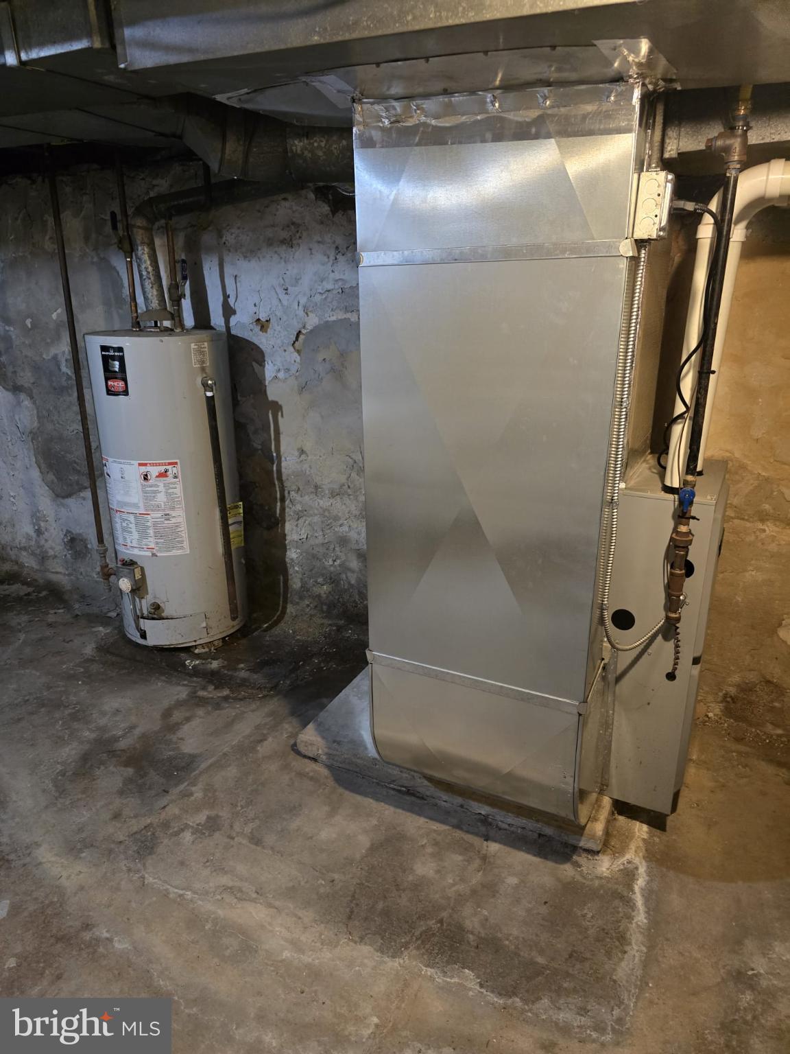 HILLTOP TERRACE - Residential