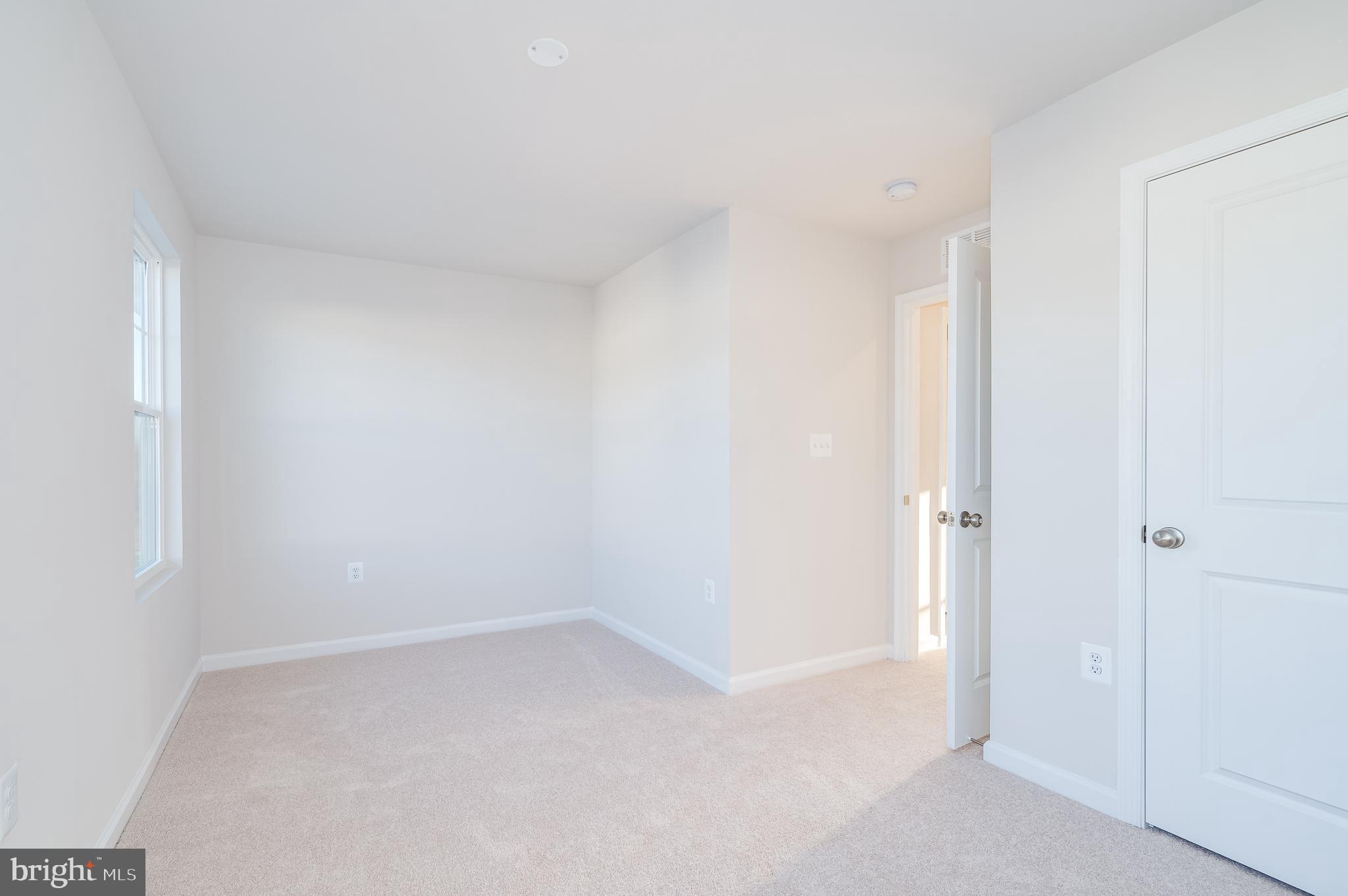 PRESIDENTS POINTE - Residential Lease