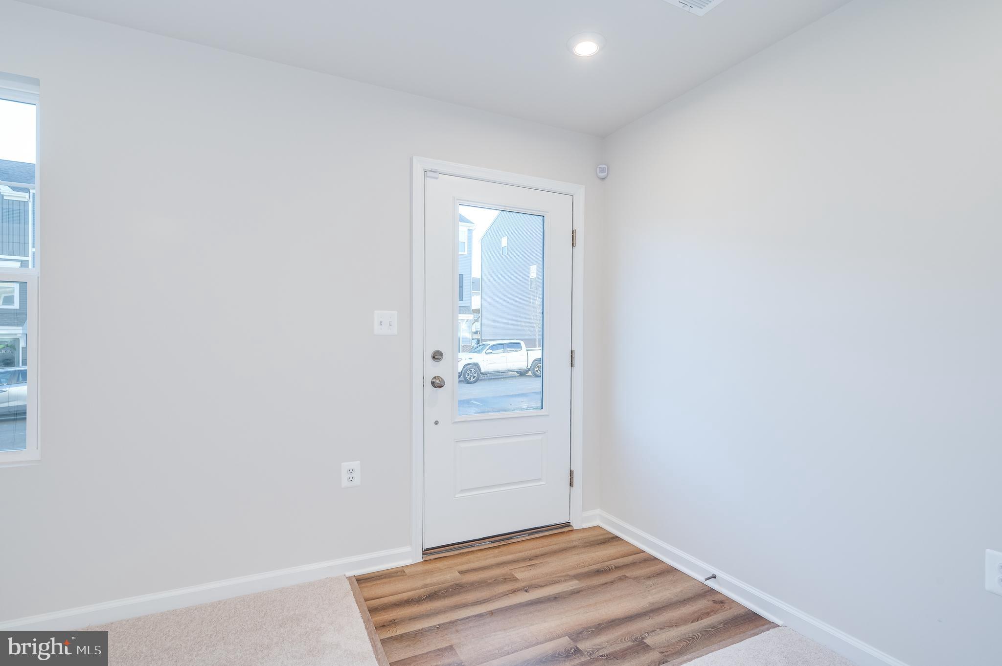 PRESIDENTS POINTE - Residential Lease