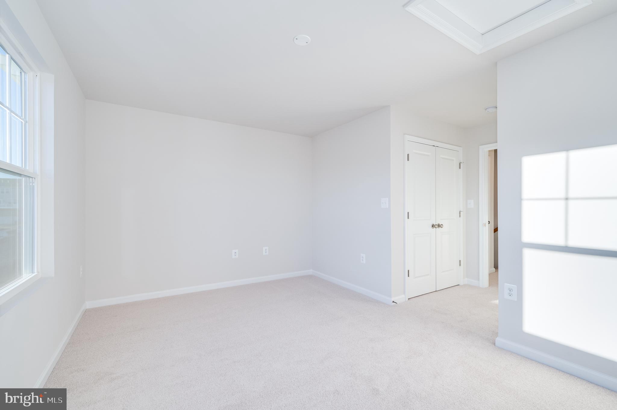 PRESIDENTS POINTE - Residential Lease