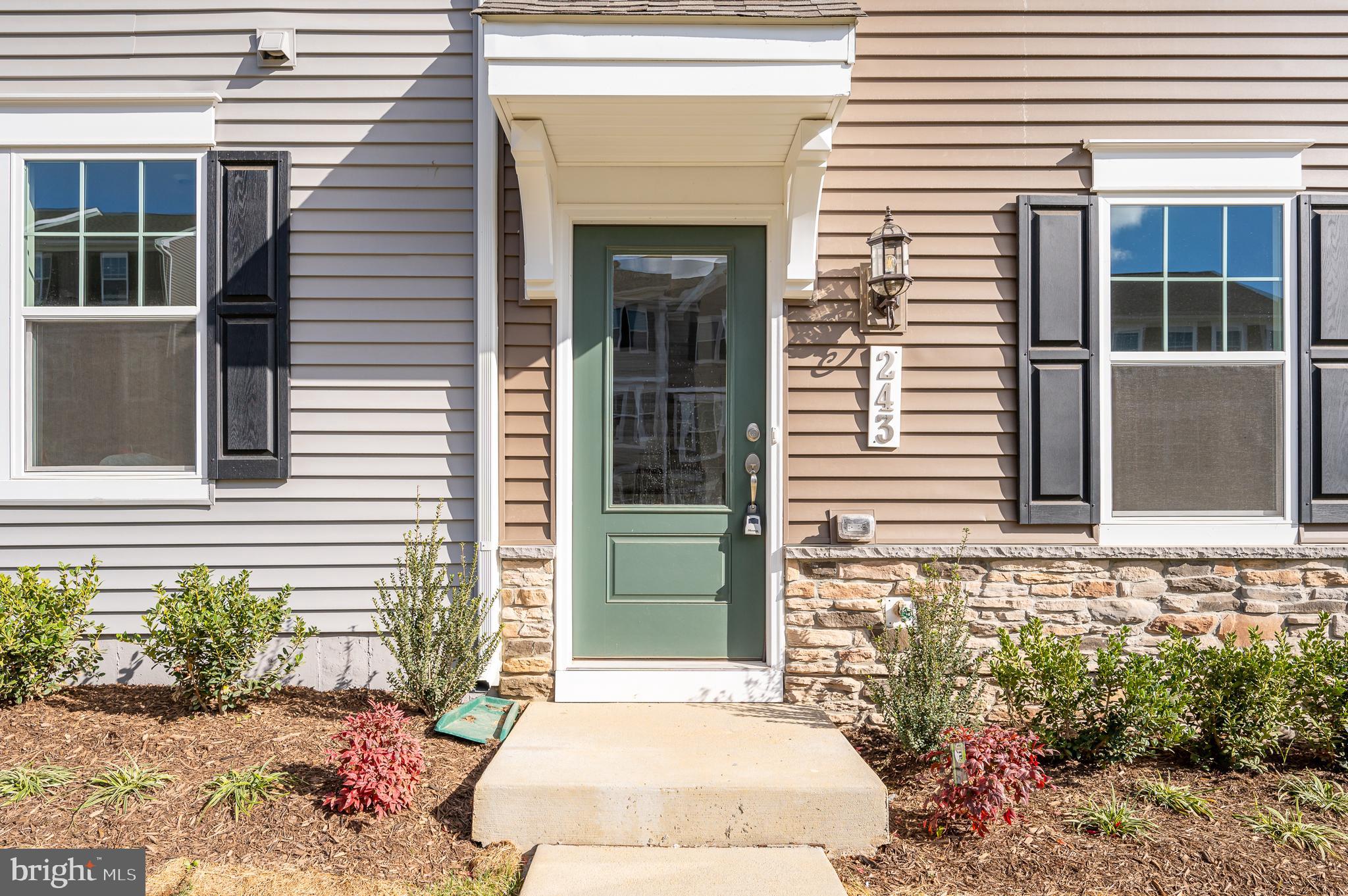 PRESIDENTS POINTE - Residential Lease