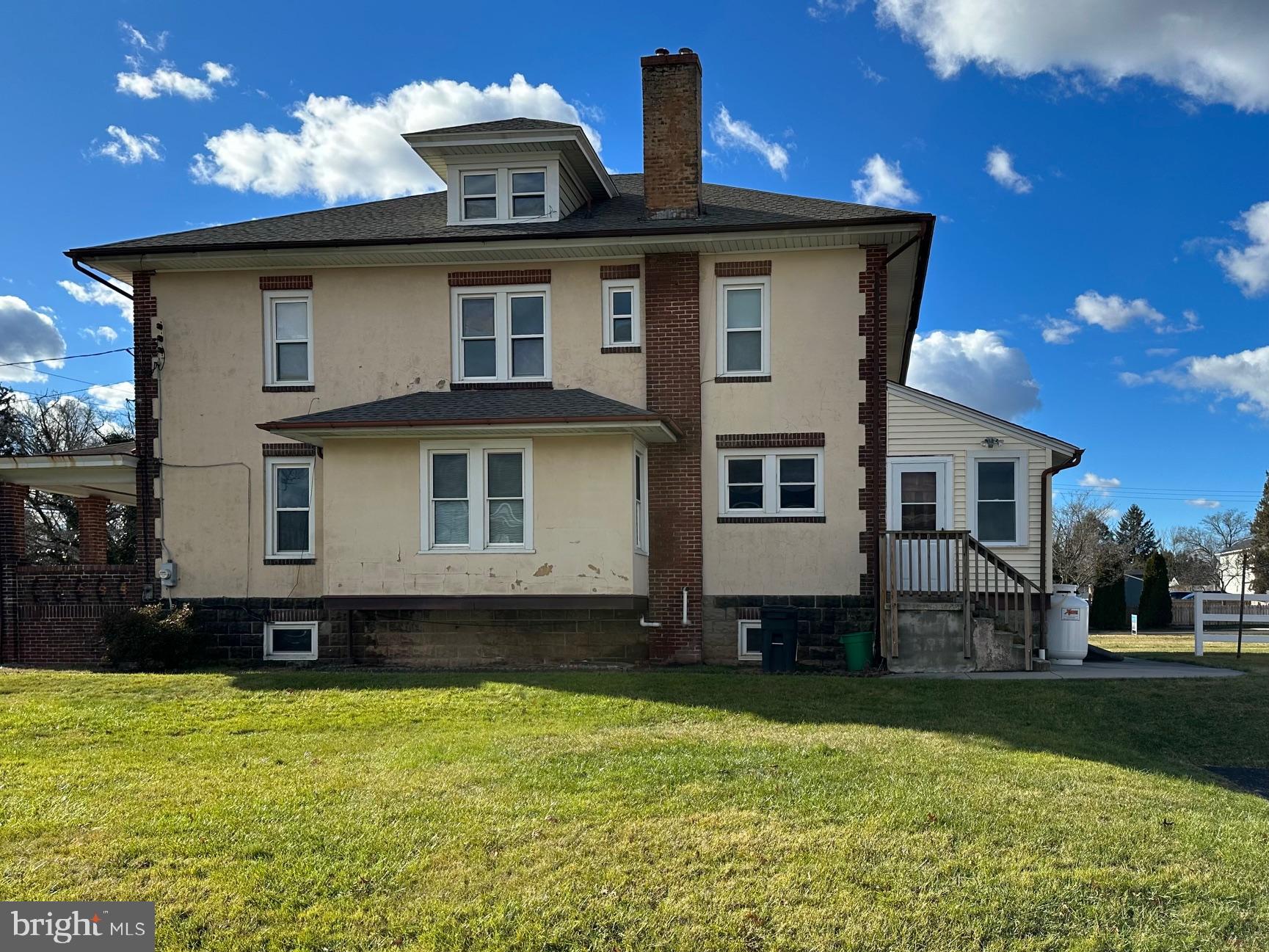 NONE AVAILABLE - Residential Lease