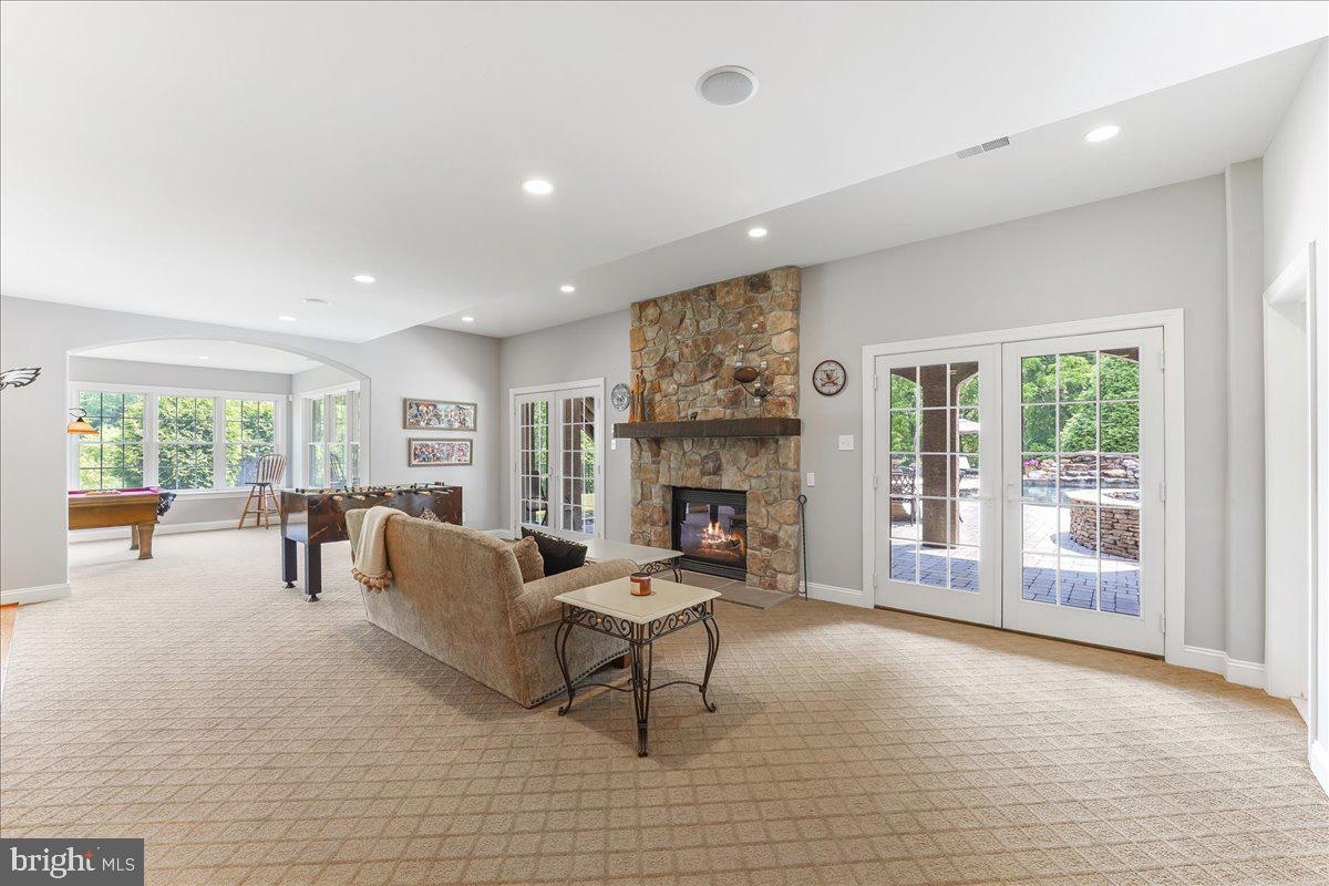 CARLTON NORTH GATE - Residential