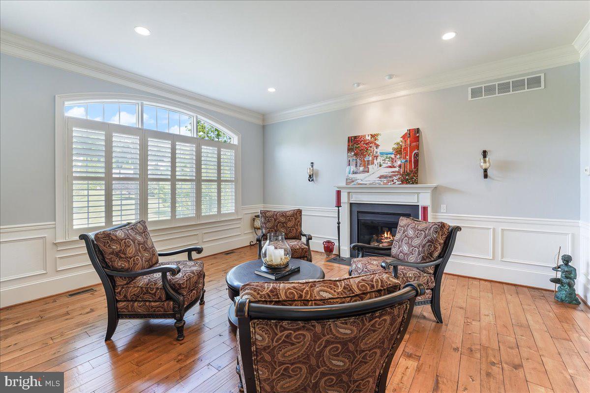 CARLTON NORTH GATE - Residential