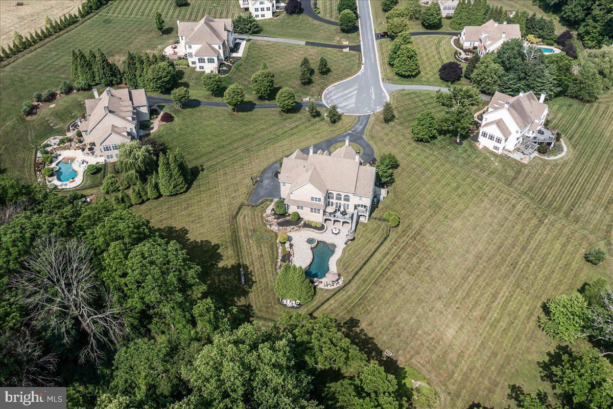 CARLTON NORTH GATE - Residential