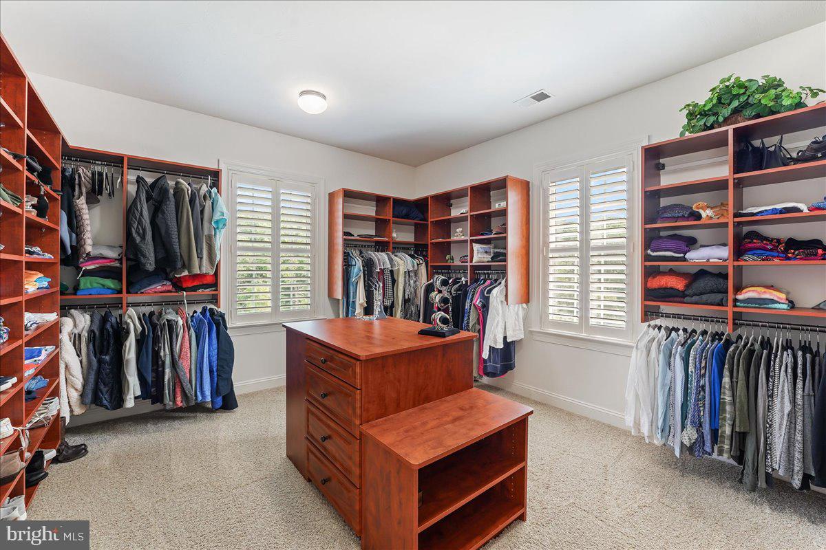 CARLTON NORTH GATE - Residential