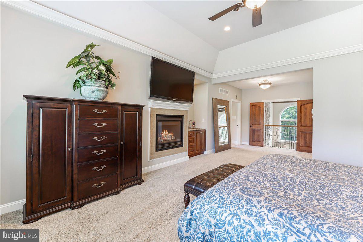 CARLTON NORTH GATE - Residential