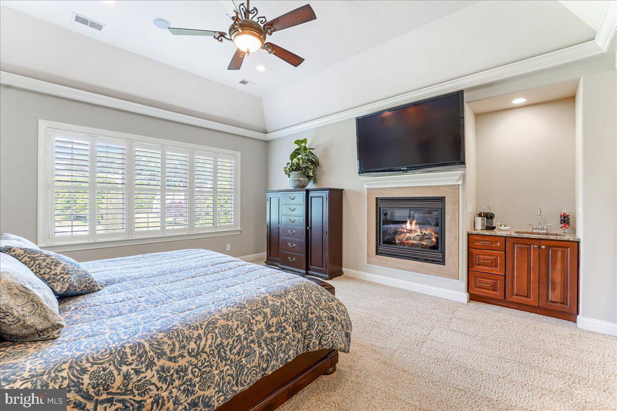 CARLTON NORTH GATE - Residential