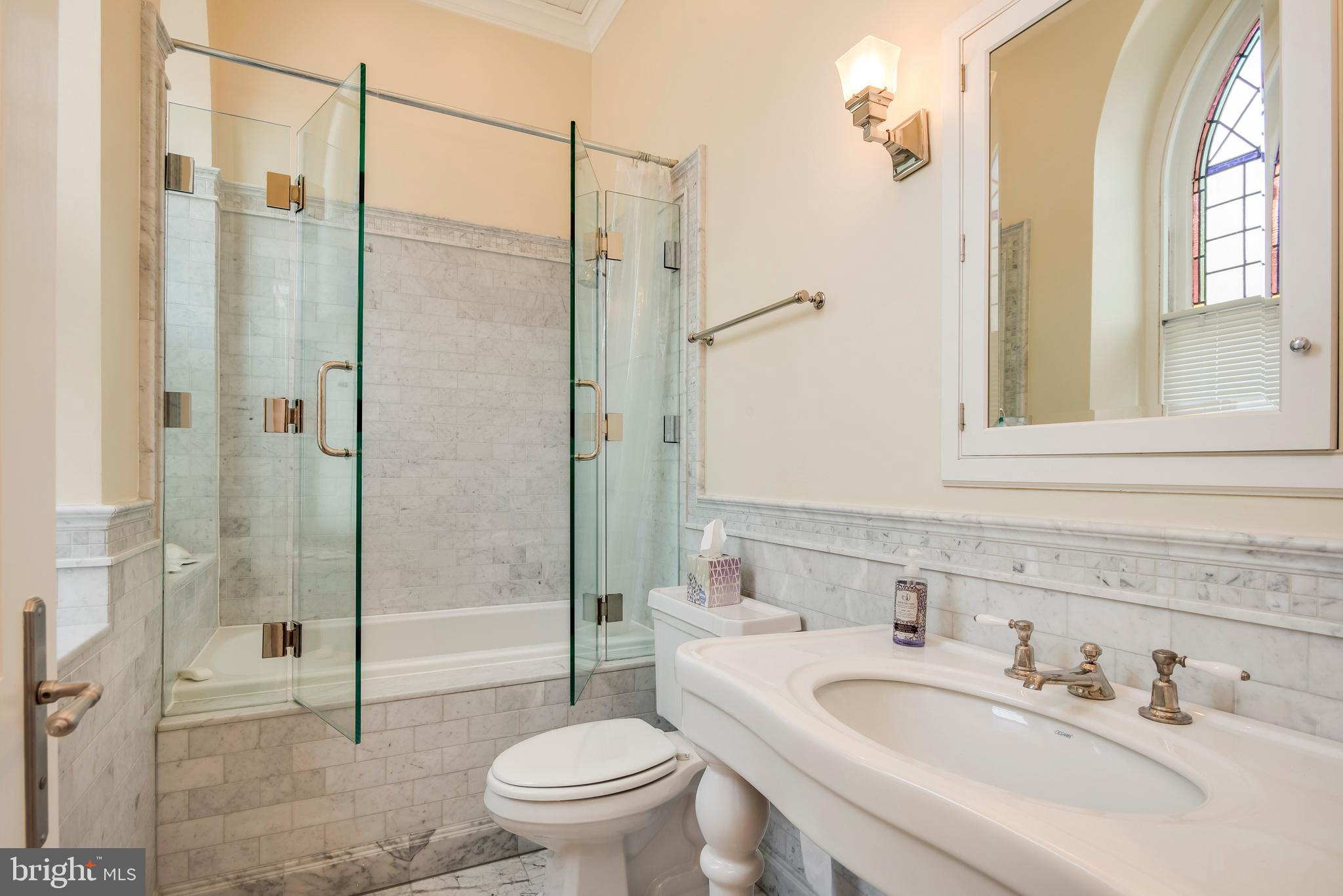 HISTORIC DISTRICT - Residential Lease