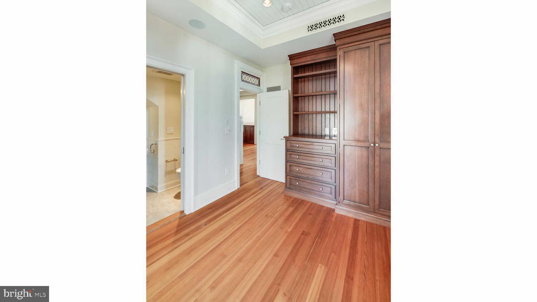 HISTORIC DISTRICT - Residential Lease