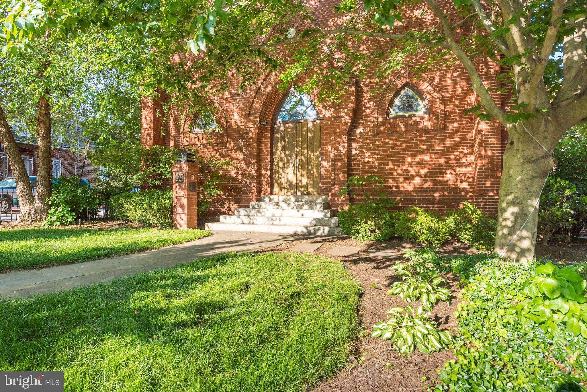 HISTORIC DISTRICT - Residential Lease