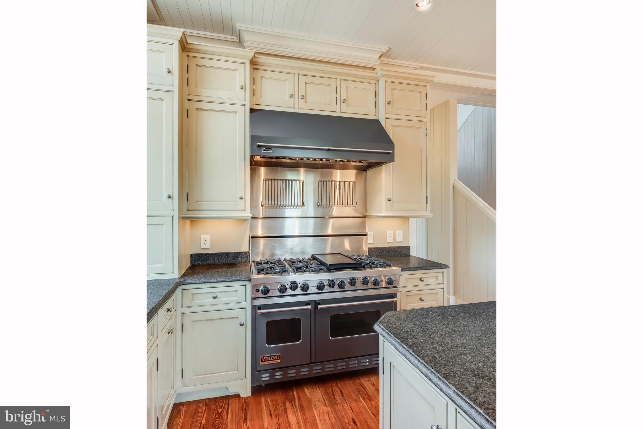 HISTORIC DISTRICT - Residential Lease