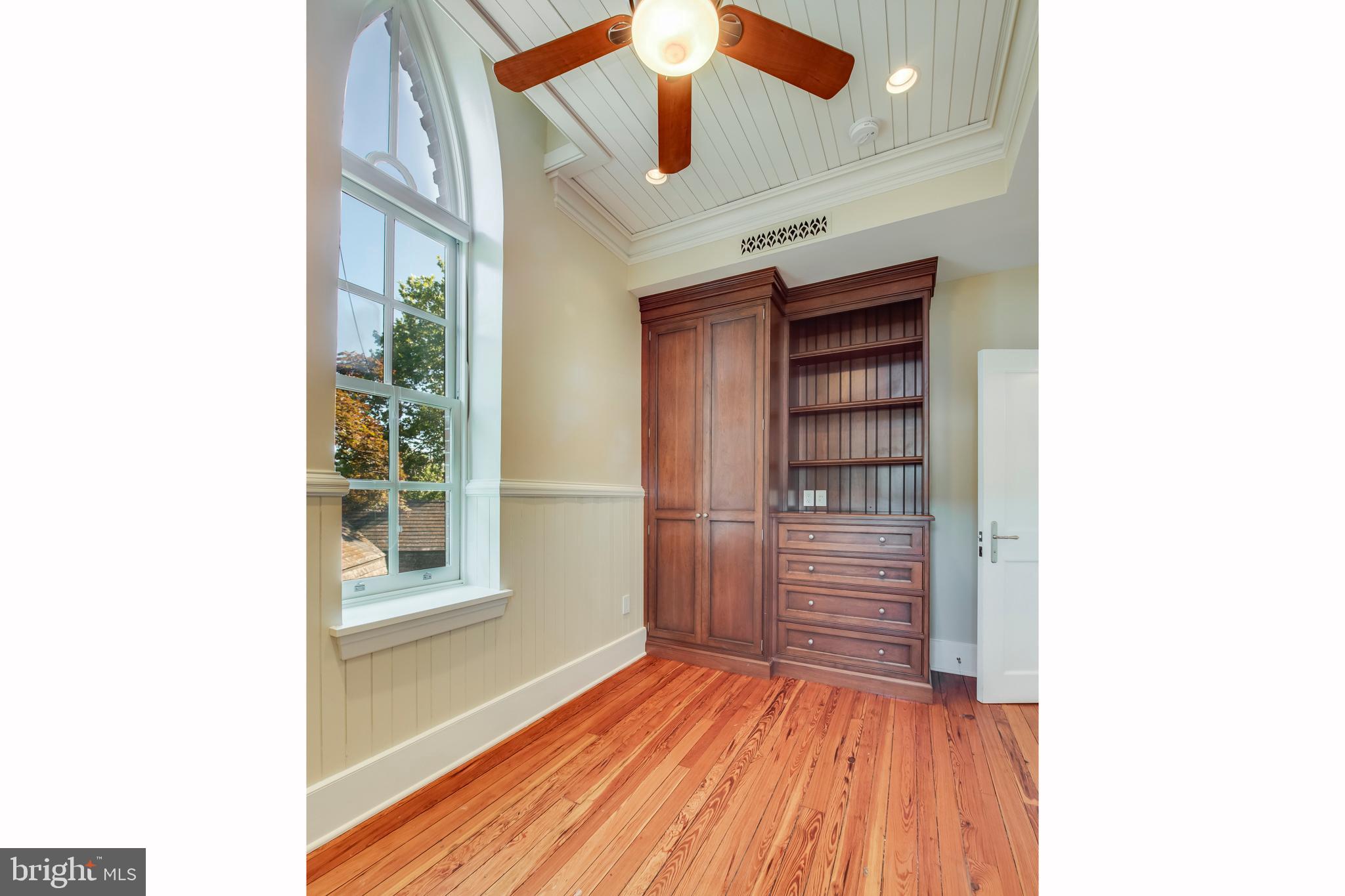 HISTORIC DISTRICT - Residential Lease