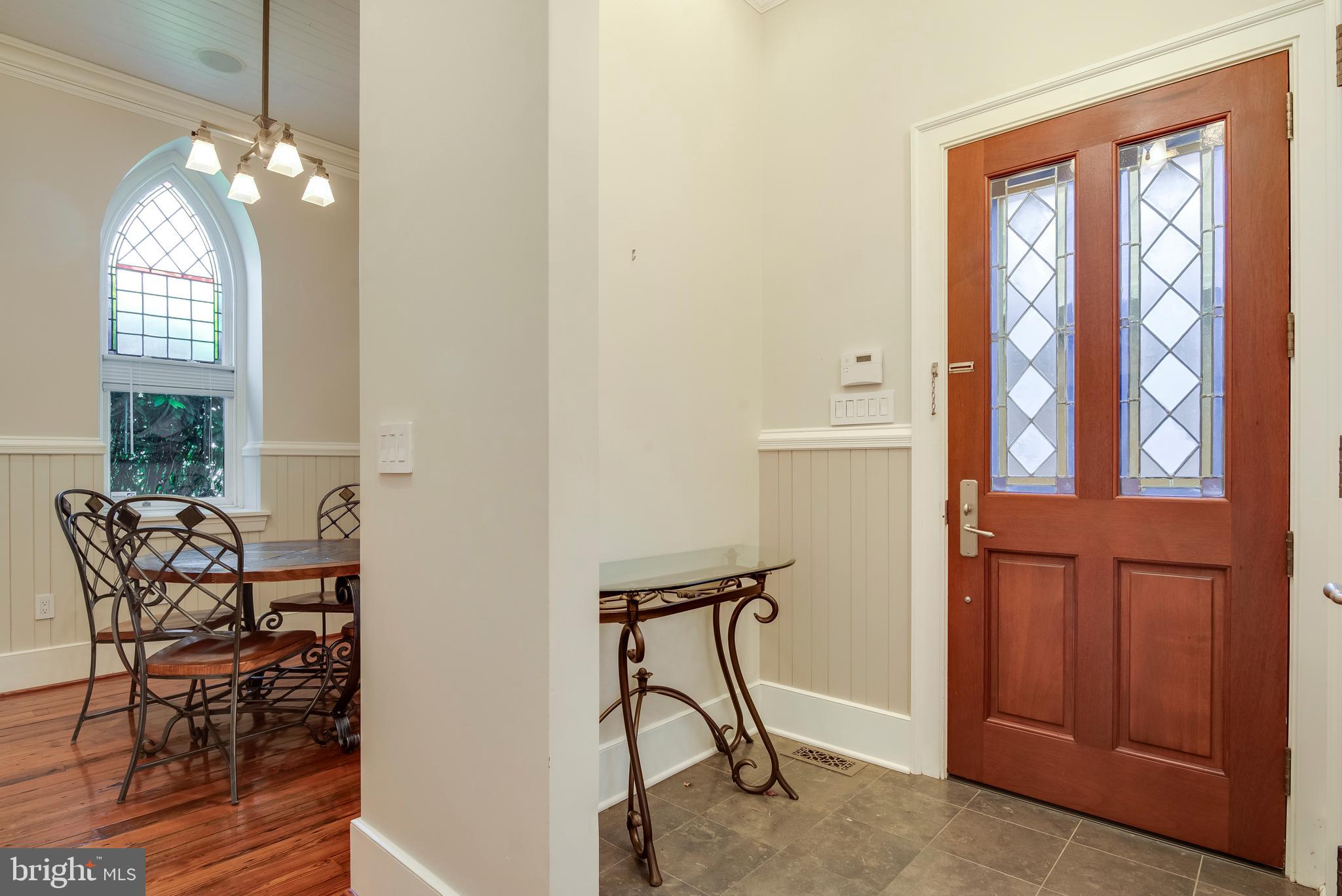 HISTORIC DISTRICT - Residential Lease