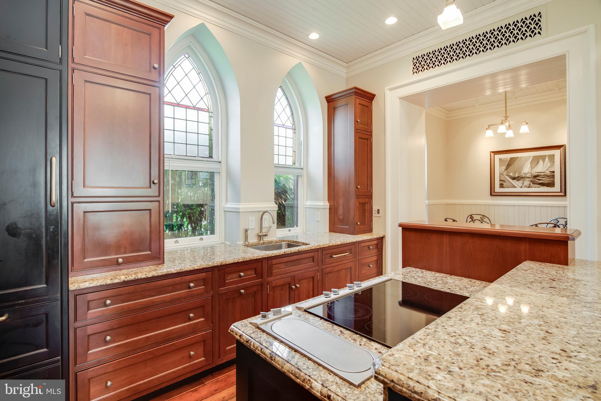 HISTORIC DISTRICT - Residential Lease