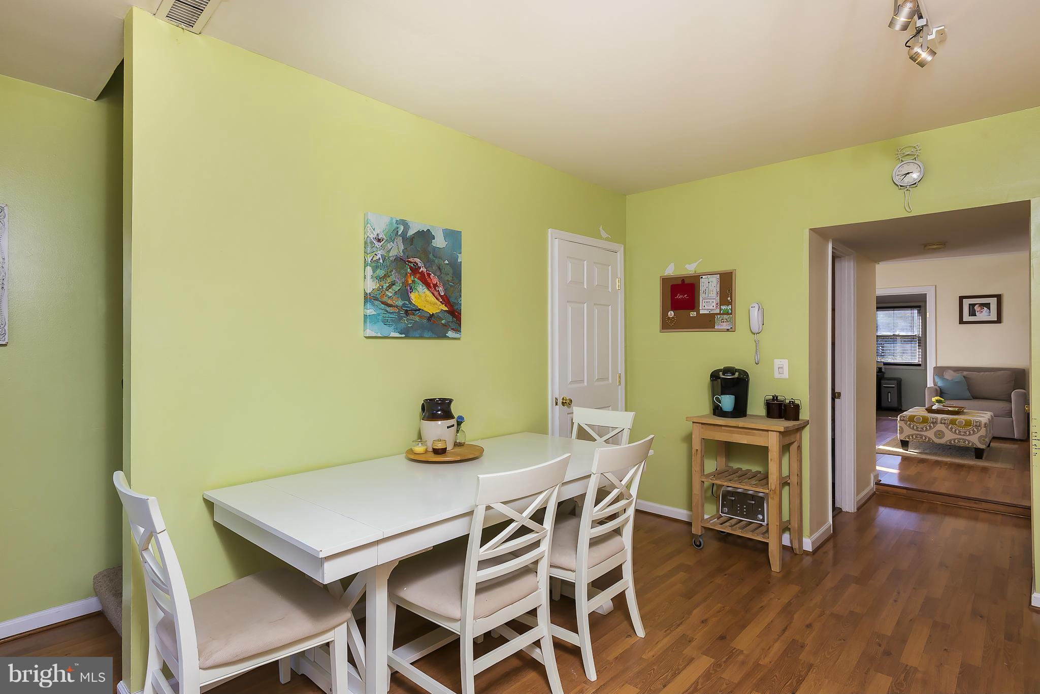 WOODLAND BEACH - Residential