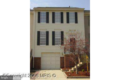 Fresh paint through the house. In the heart of Ashburn. Three bedroom, two full bath, three finished level Townhouse. Hardwood floor throughout the main level. Lower level recreation room w/ gas fireplace. beautiful patio, back to trees.close to everything, easy to commute. It is fully available now.