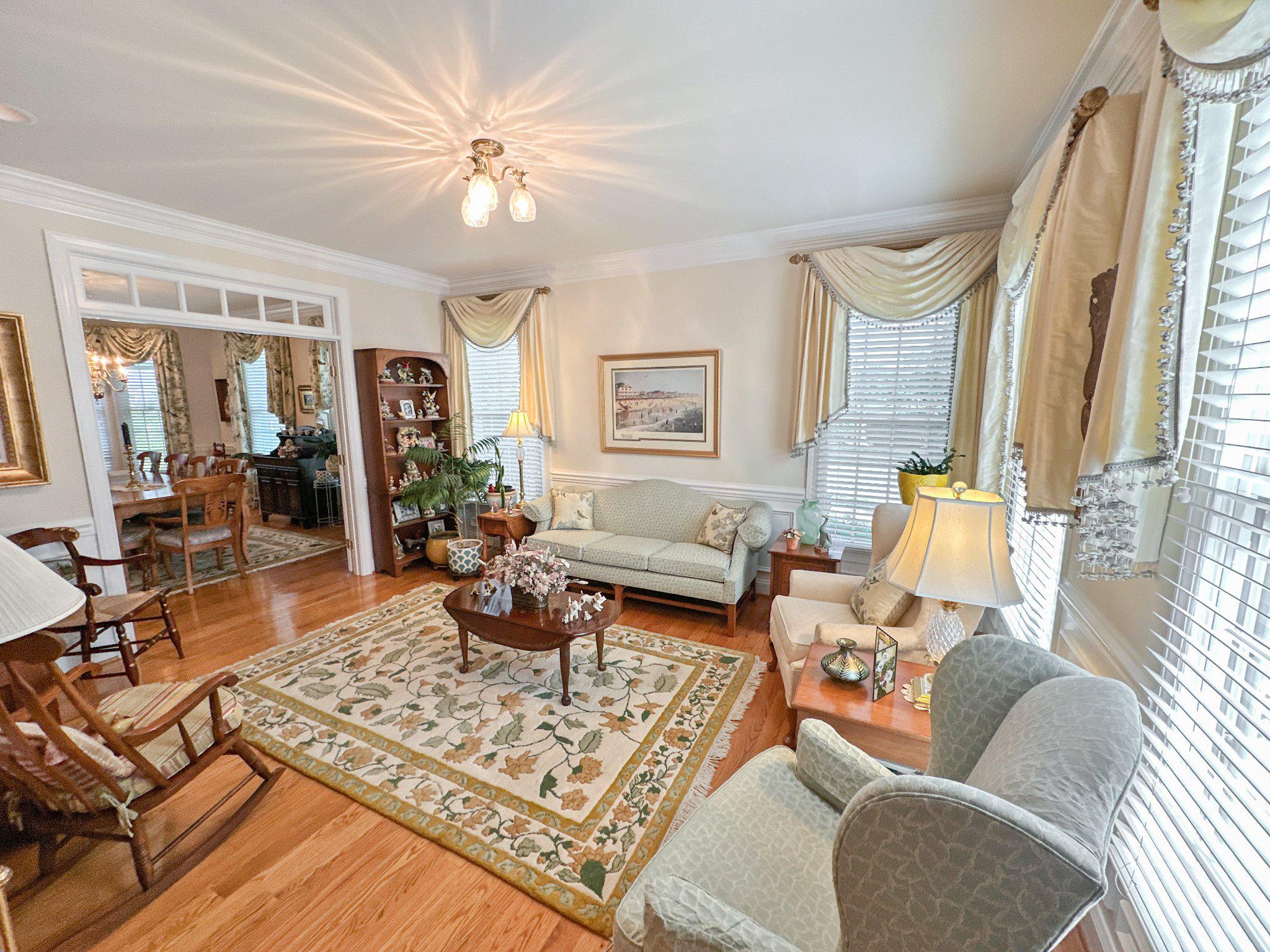 FARMINGTON VILLAGE - Residential