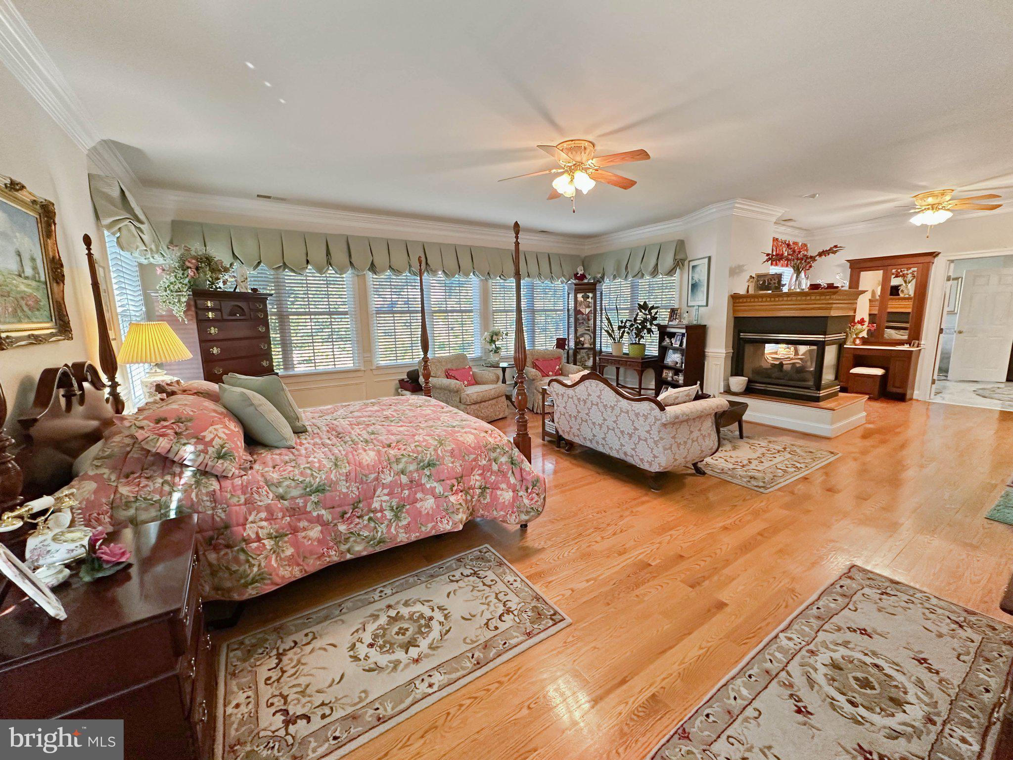FARMINGTON VILLAGE - Residential