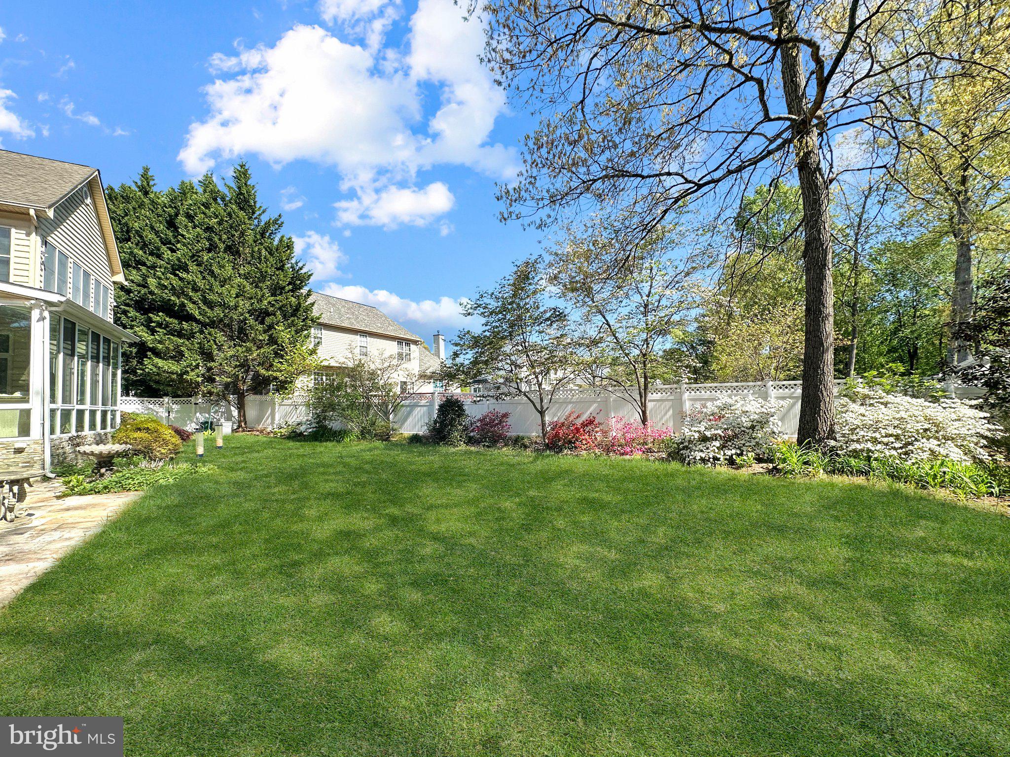 FARMINGTON VILLAGE - Residential