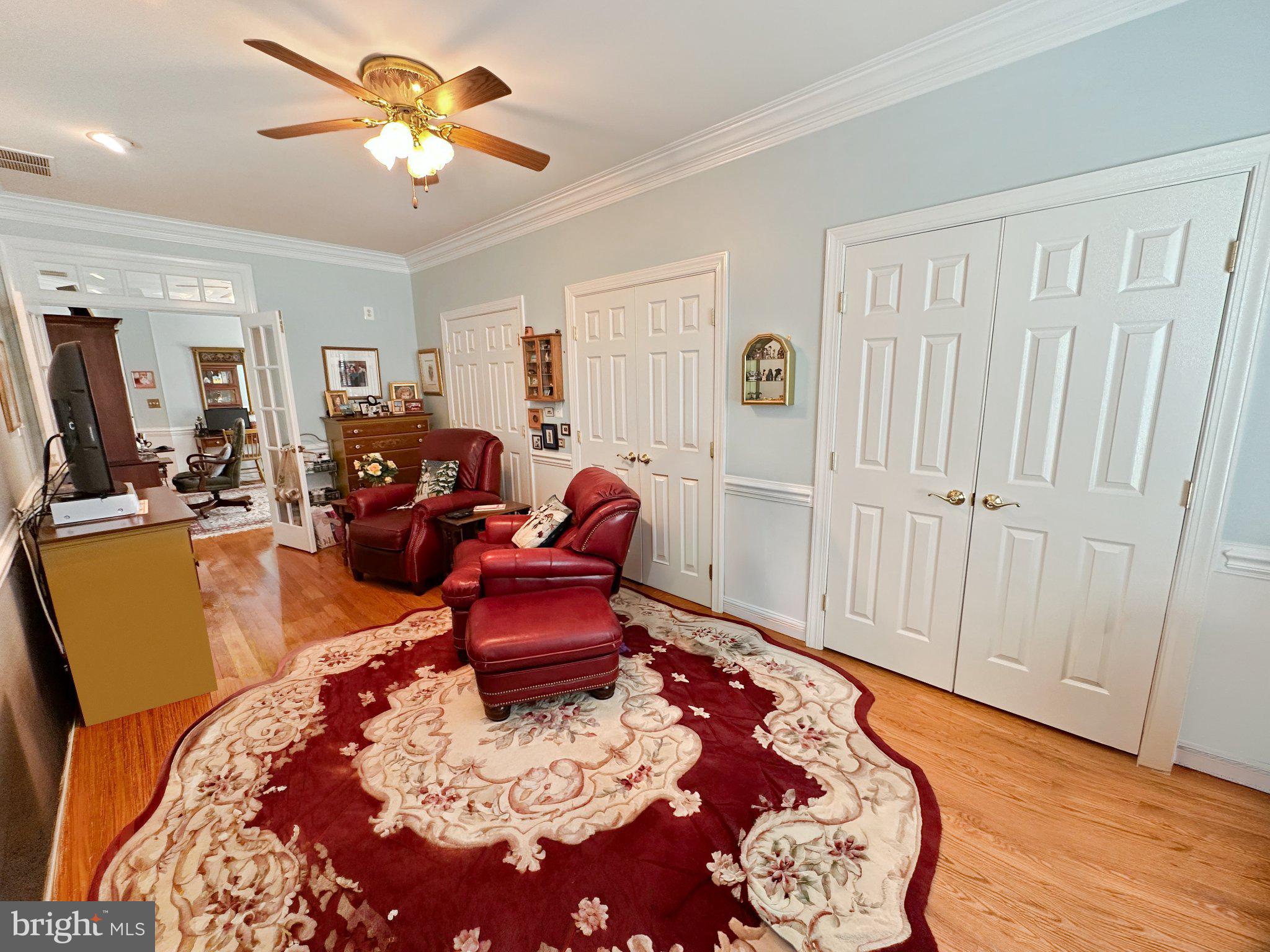 FARMINGTON VILLAGE - Residential
