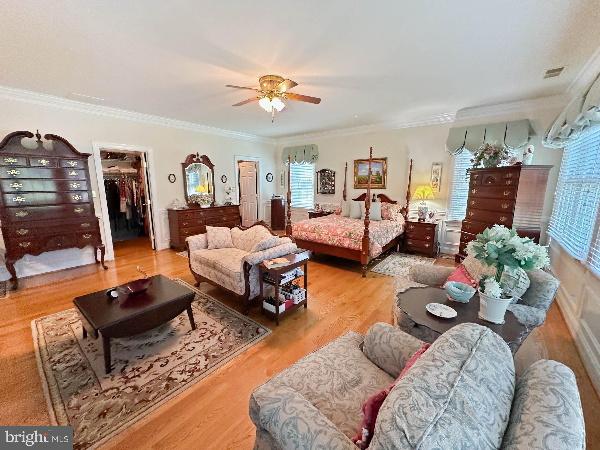 FARMINGTON VILLAGE - Residential