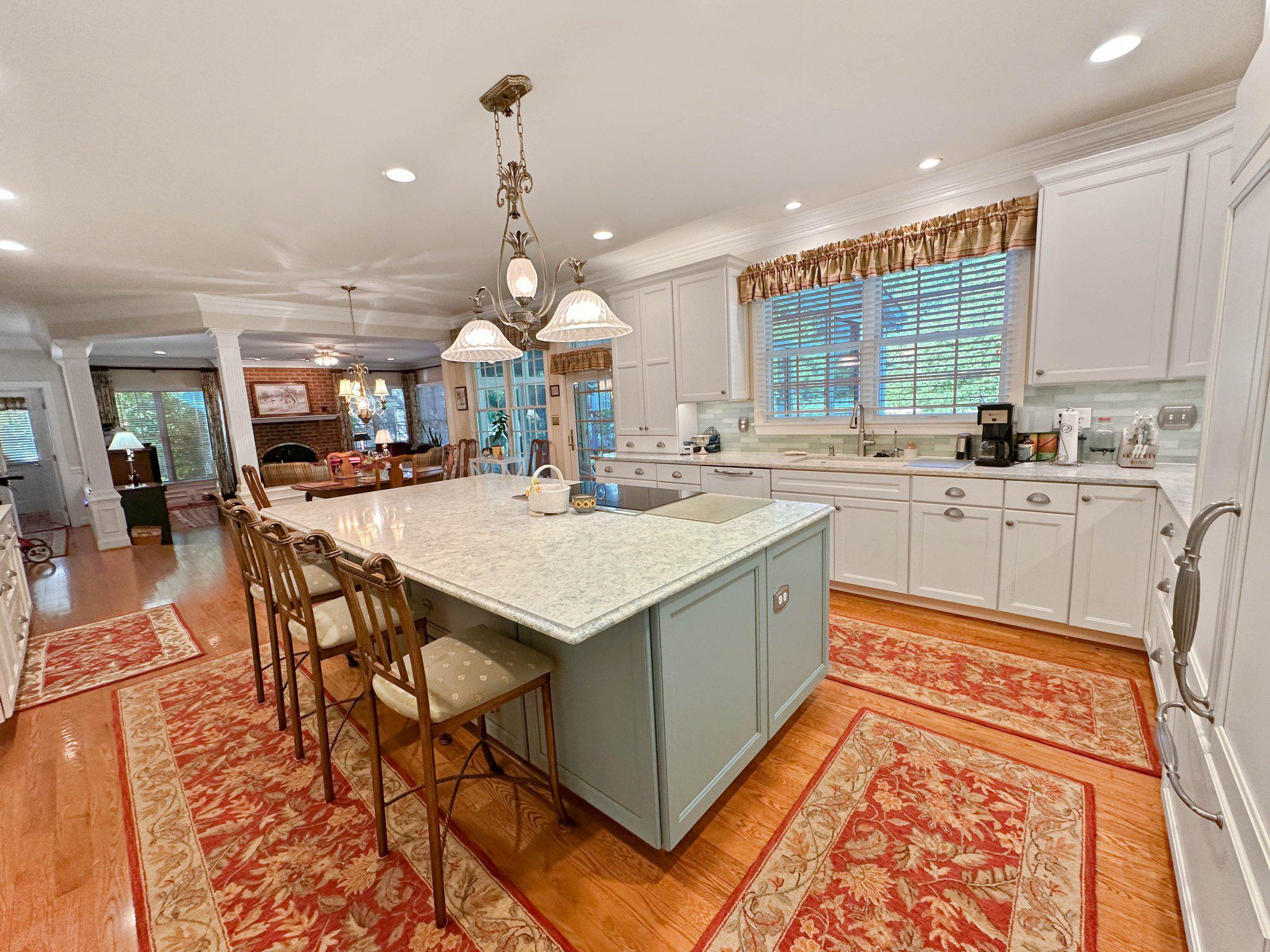 FARMINGTON VILLAGE - Residential